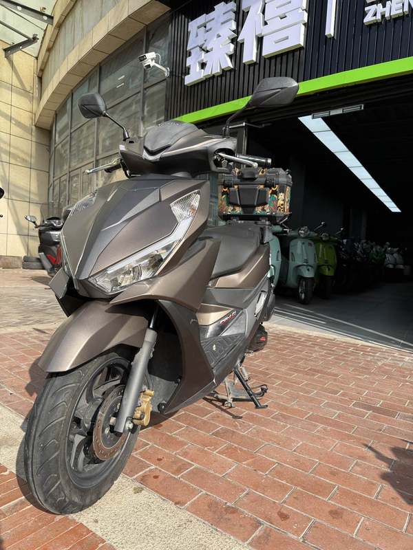 二手五羊本田NX125