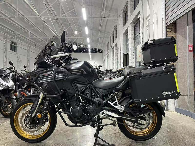 二手贝纳利TRK552