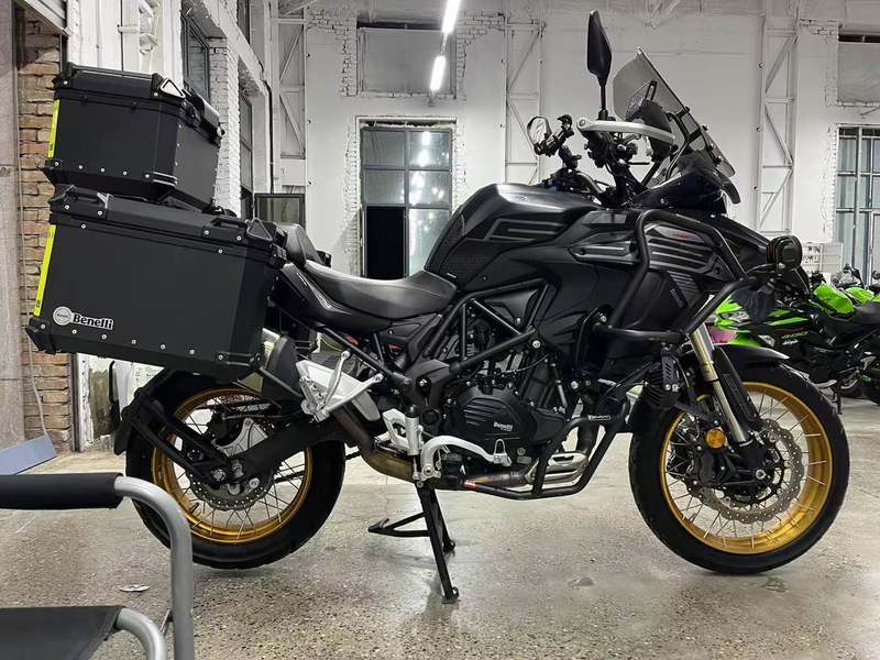 二手贝纳利TRK552