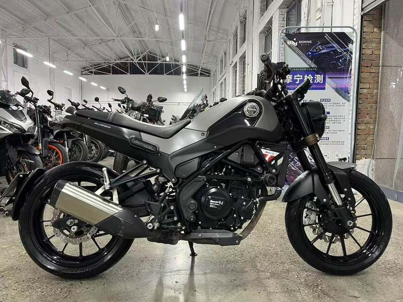 二手贝纳利幼狮 Leoncino 250