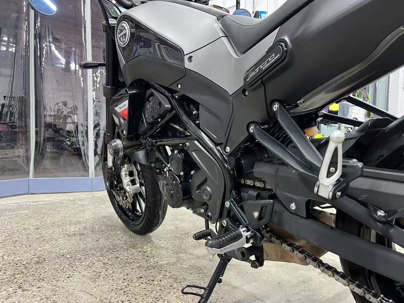 二手贝纳利幼狮 Leoncino 250