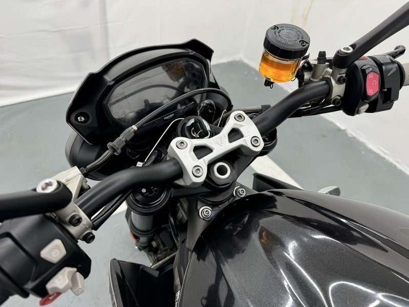 二手凯旋Street Triple 765