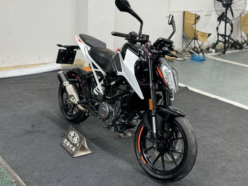 二手KTMR2R390 Duke