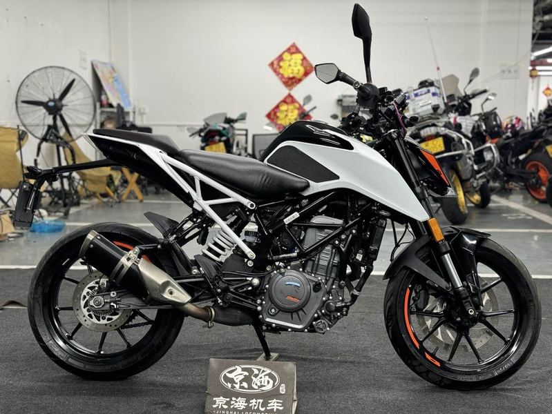 二手KTMR2R390 Duke