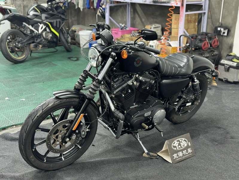 二手哈雷戴维森Iron883 硬汉