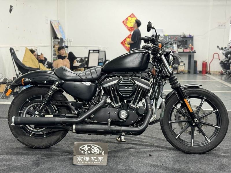 二手哈雷戴维森Iron883 硬汉