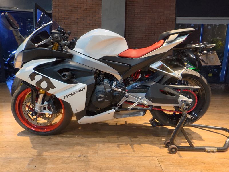 二手阿普利亚RS 660 