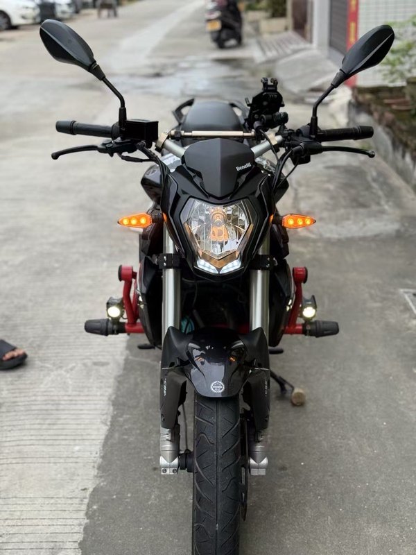 二手贝纳利红宝龙 TNT150i