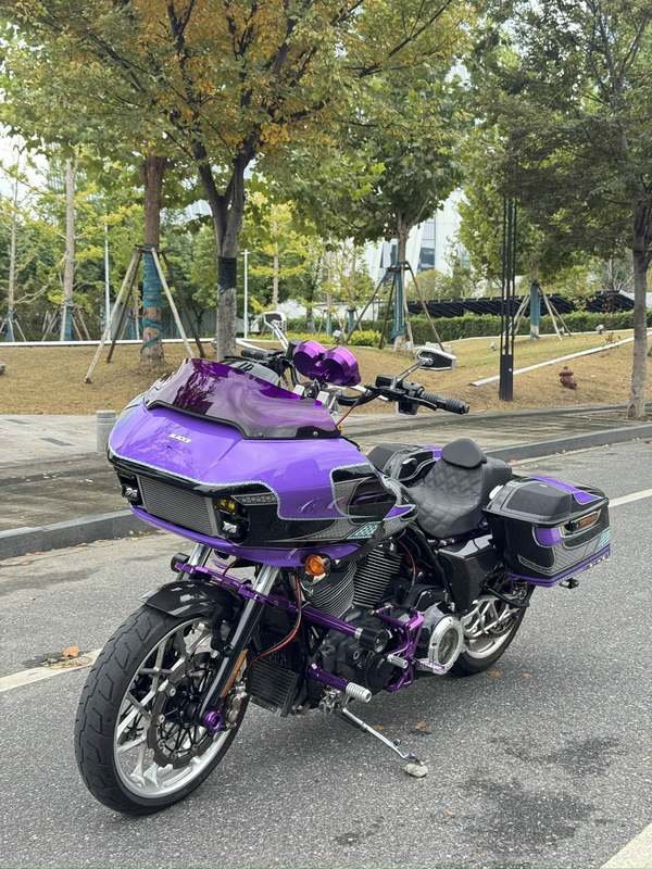 二手哈雷戴维森公路滑翔 Road Glide