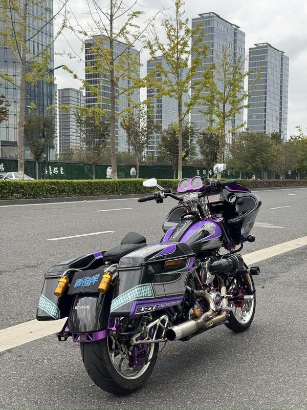 二手哈雷戴维森公路滑翔 Road Glide