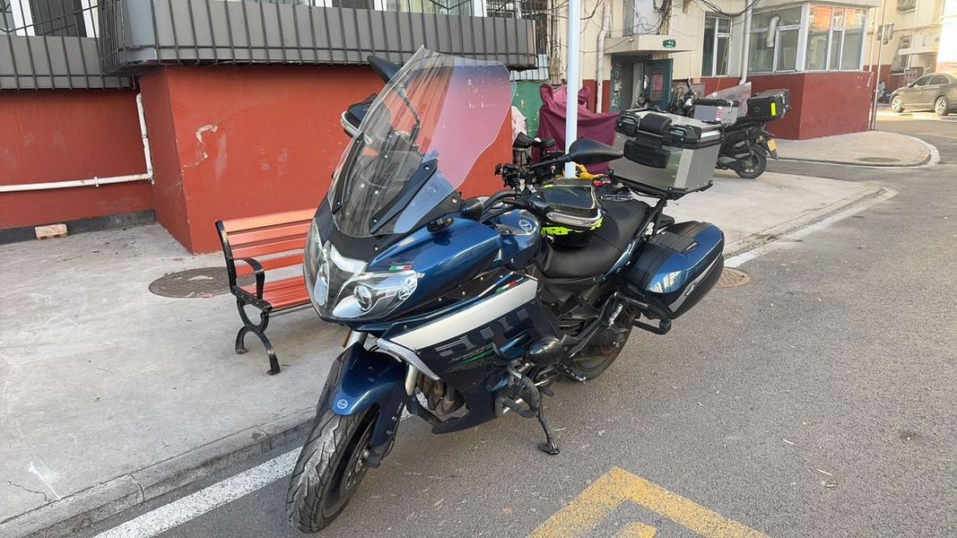 二手贝纳利600GC