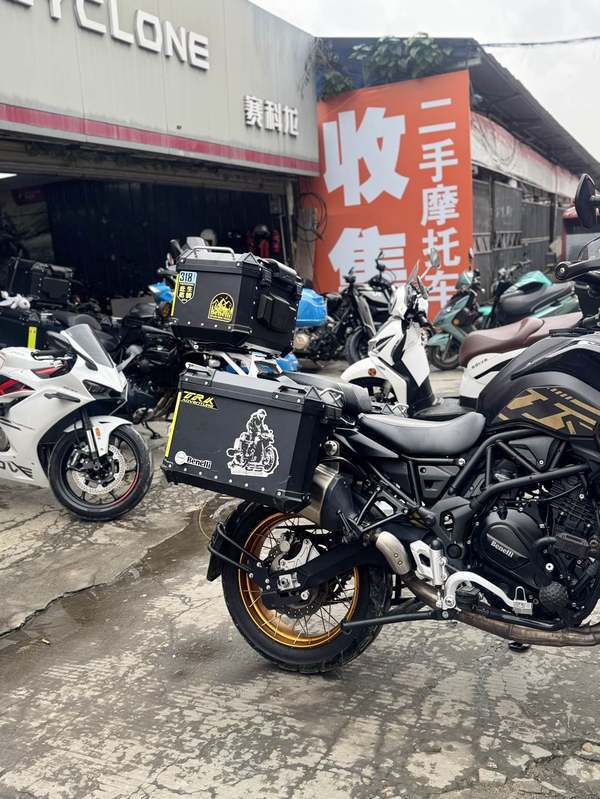 二手贝纳利TRK702