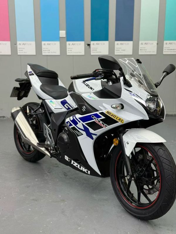 二手豪爵铃木GSX250R