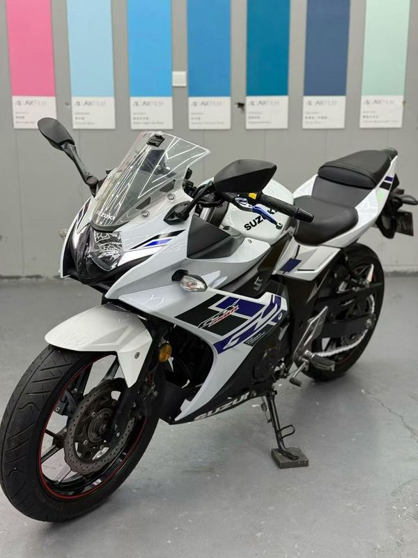 二手豪爵铃木GSX250R