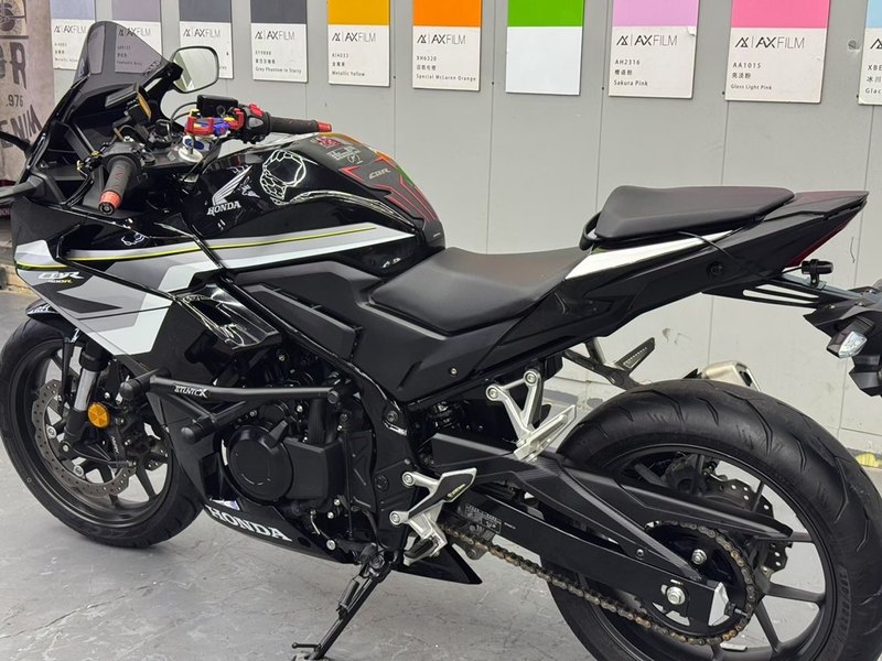 二手本田CBR400R