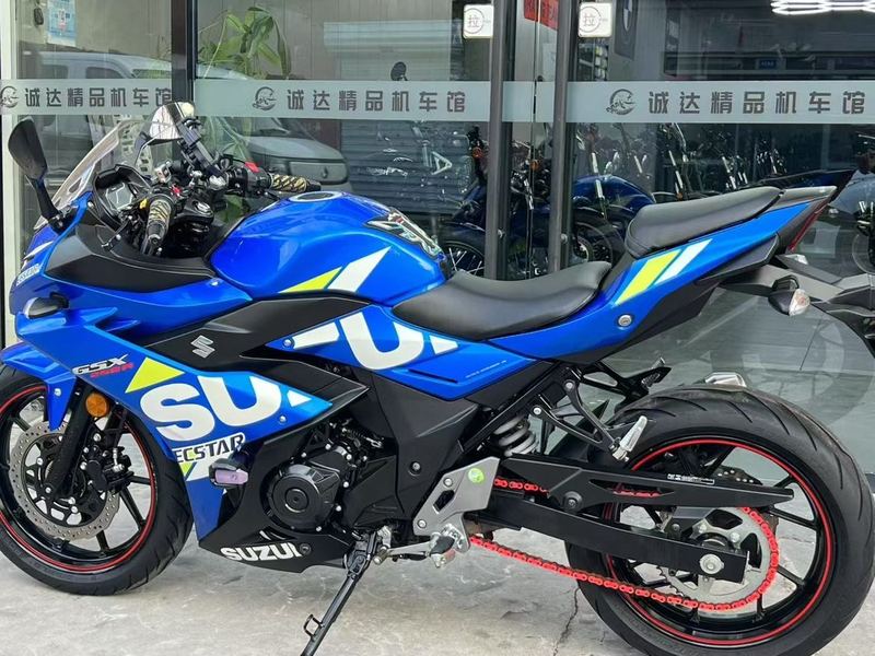 二手豪爵铃木GSX250R