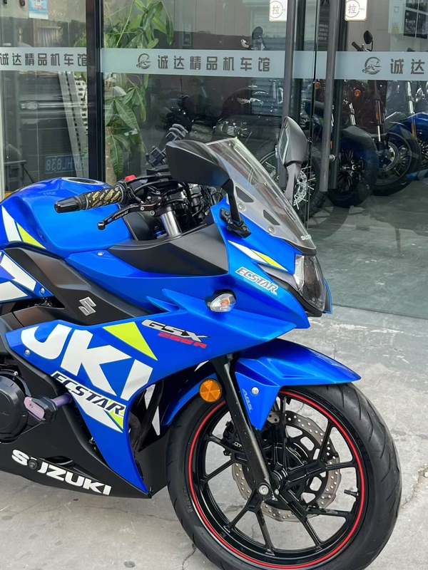 二手豪爵铃木GSX250R