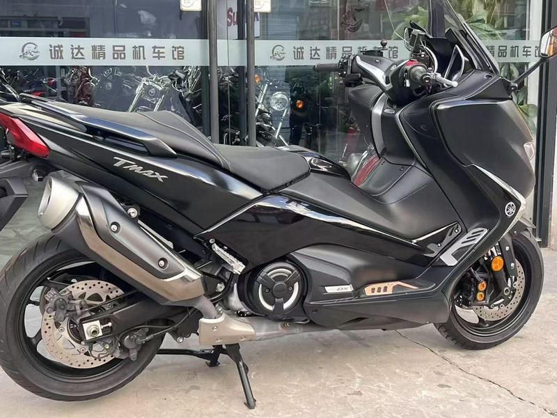 二手雅马哈TMAX