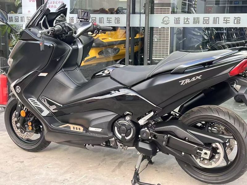 二手雅马哈TMAX