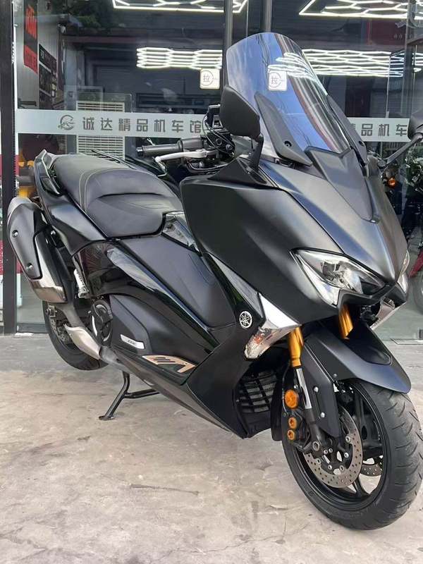 二手雅马哈TMAX