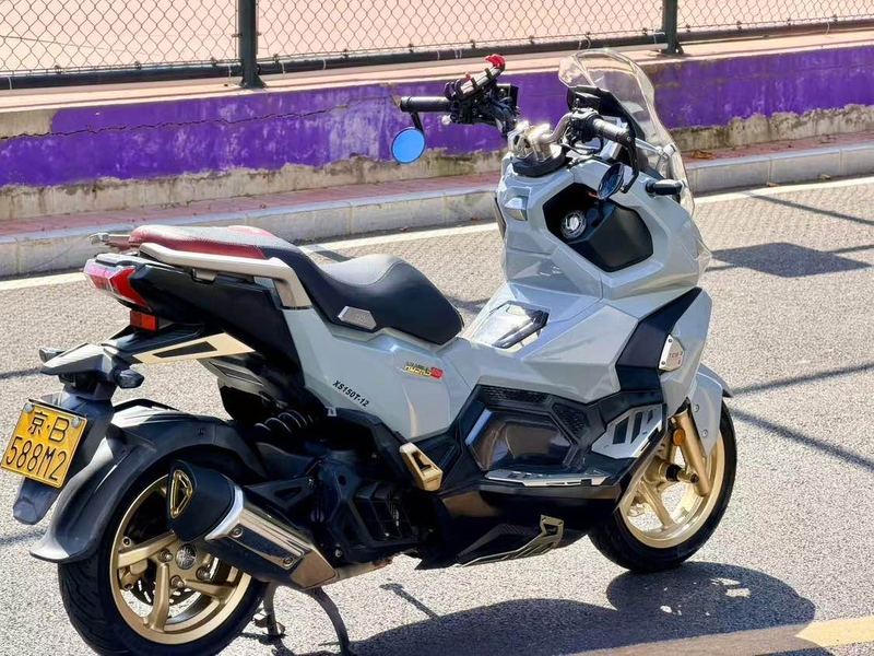 二手三阳哈士奇 Husky ADV150