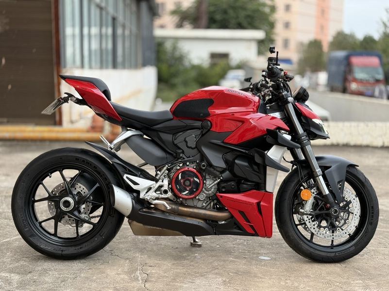 二手杜卡迪Street Fighter V2