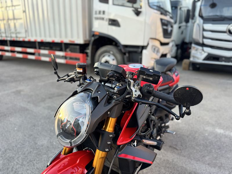 二手奥古斯塔Rush 1000