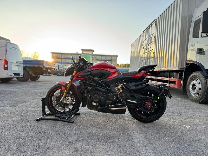 二手奥古斯塔Rush 1000