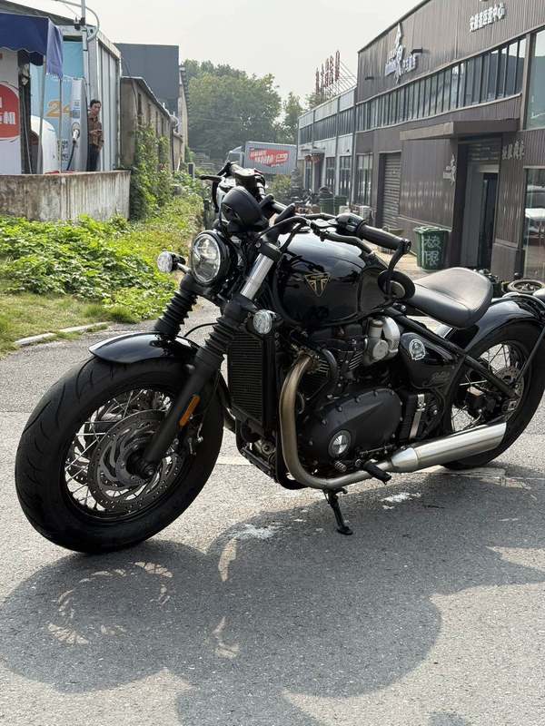 二手凯旋Bonneville Bobber
