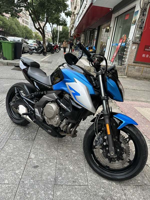 二手春风650NK