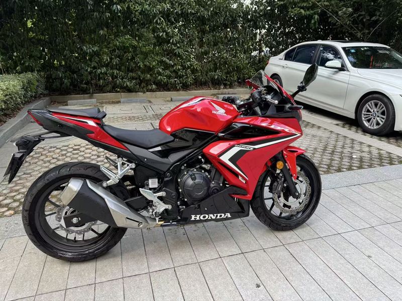二手本田CBR400R
