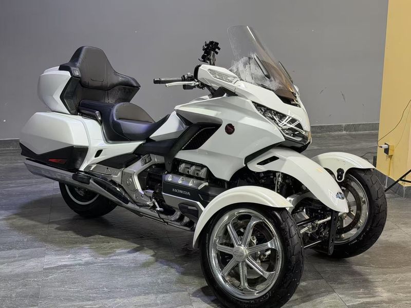 二手本田金翼正三轮