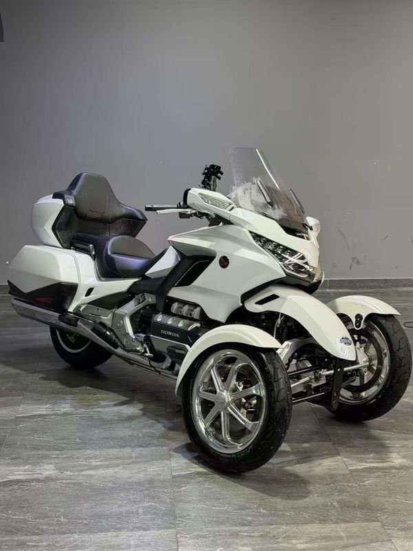 二手本田金翼正三轮