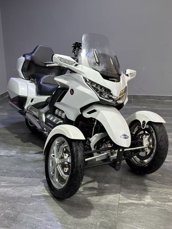 二手本田金翼正三轮