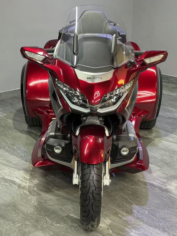 二手本田金翼正三轮