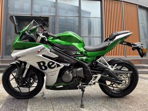 二手贝纳利龙卷风 Tornado 252R