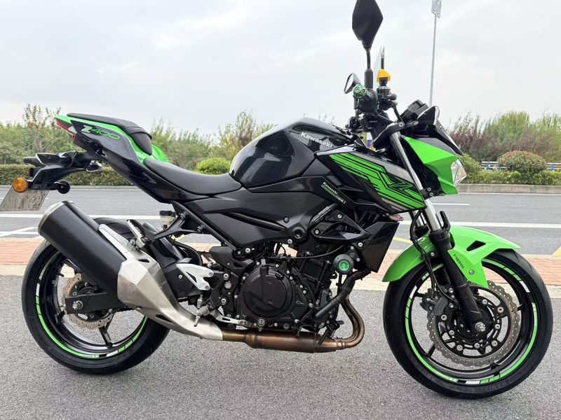 二手川崎Z400