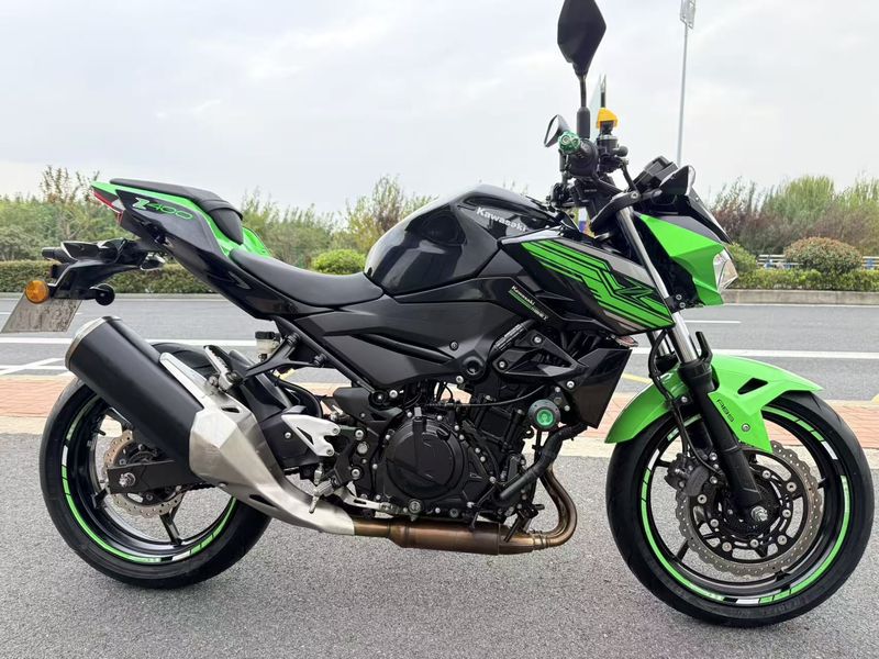 二手川崎Z400