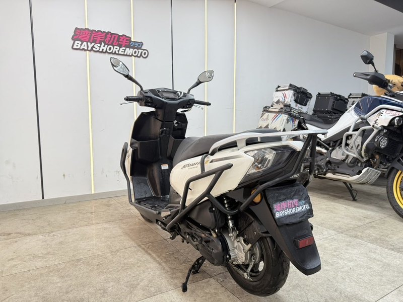 二手济南铃木UY125