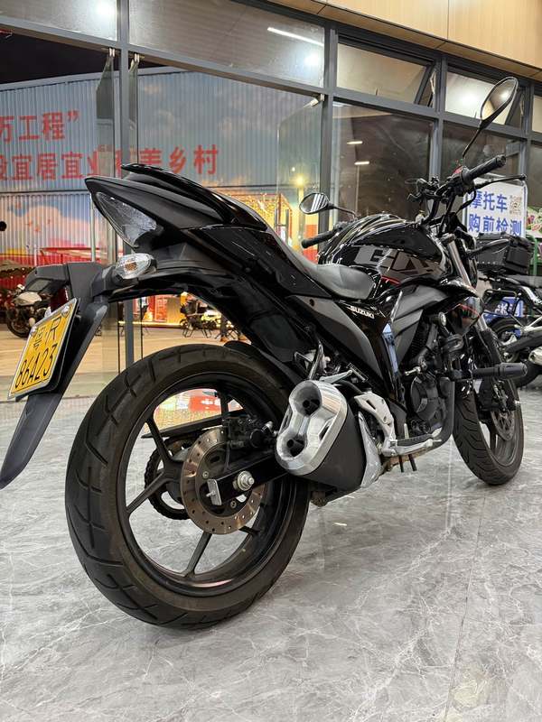 二手济南铃木极客飒 Gixxer 155 NK