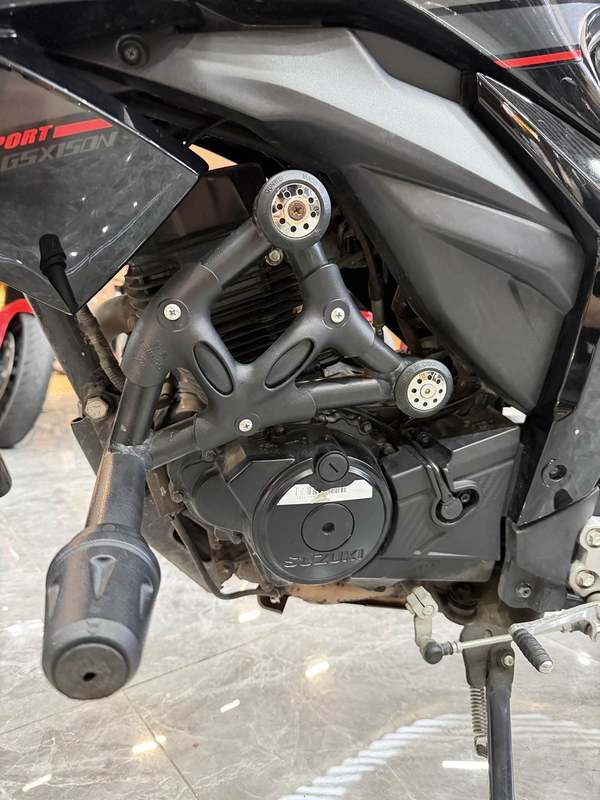 二手济南铃木极客飒 Gixxer 155 NK