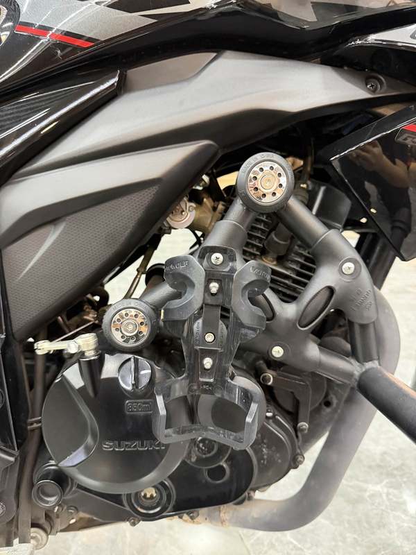 二手济南铃木极客飒 Gixxer 155 NK