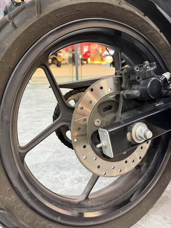二手济南铃木极客飒 Gixxer 155 NK