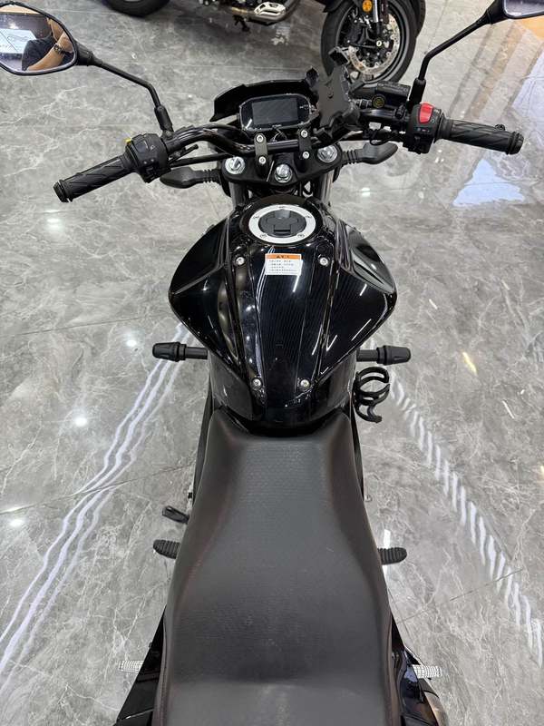 二手济南铃木极客飒 Gixxer 155 NK
