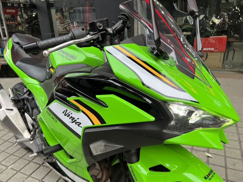 二手川崎Ninja 500