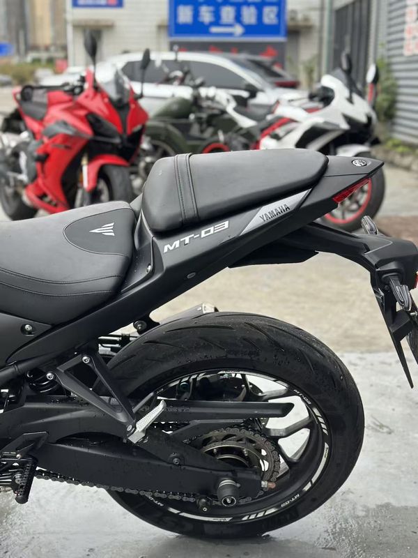 二手雅马哈MT-03
