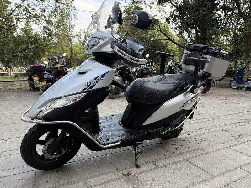 二手济南铃木优友 UU125i