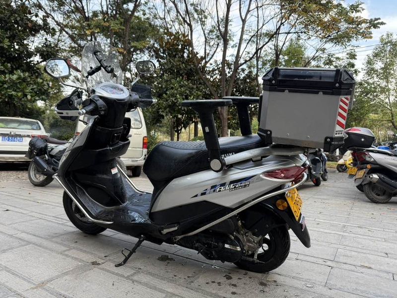 二手济南铃木优友 UU125i