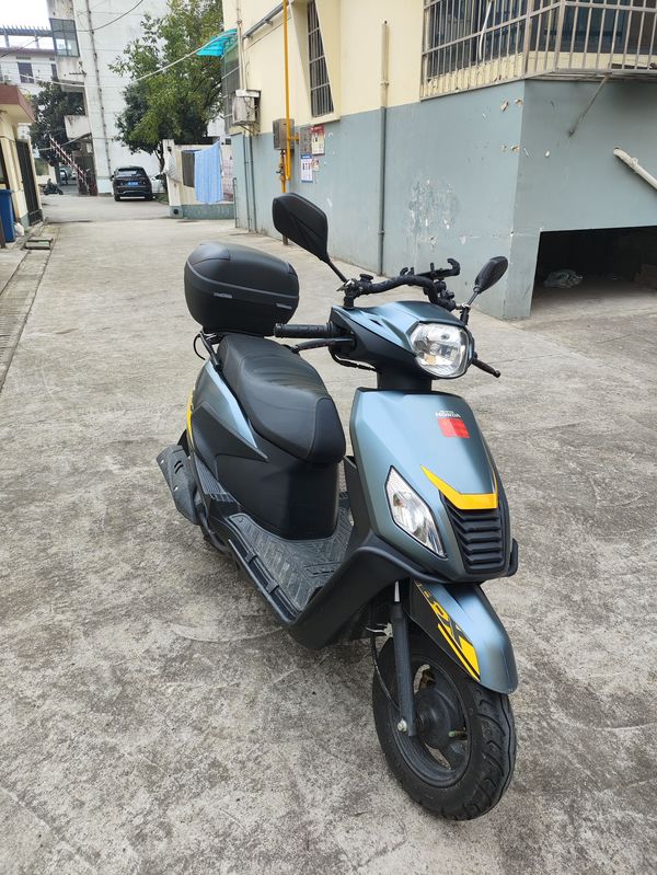 二手五羊本田NB-X