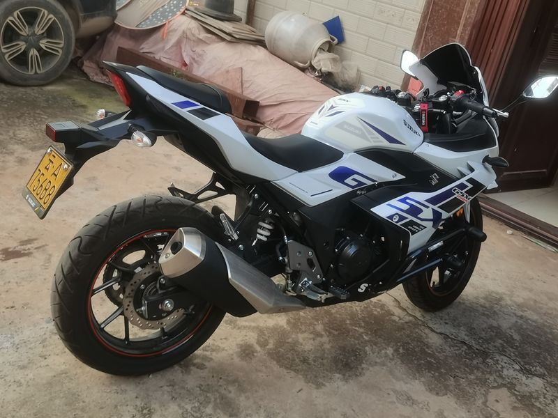 二手豪爵铃木GSX250R
